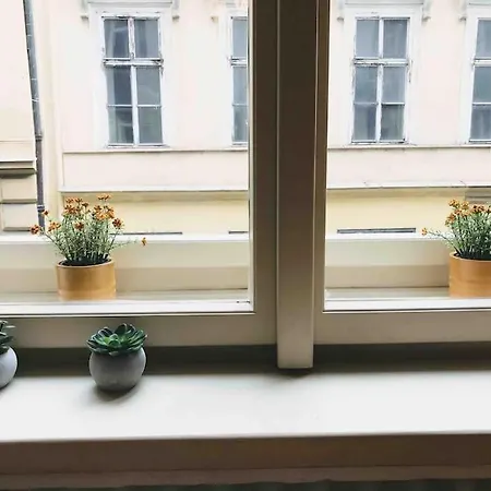 Golden Sunny Apartment, Centre, For 4 People *