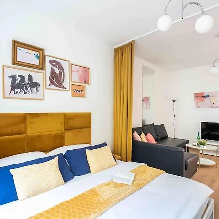 Lägenhet Golden Sunny Apartment, Centre, For 3 People Prag